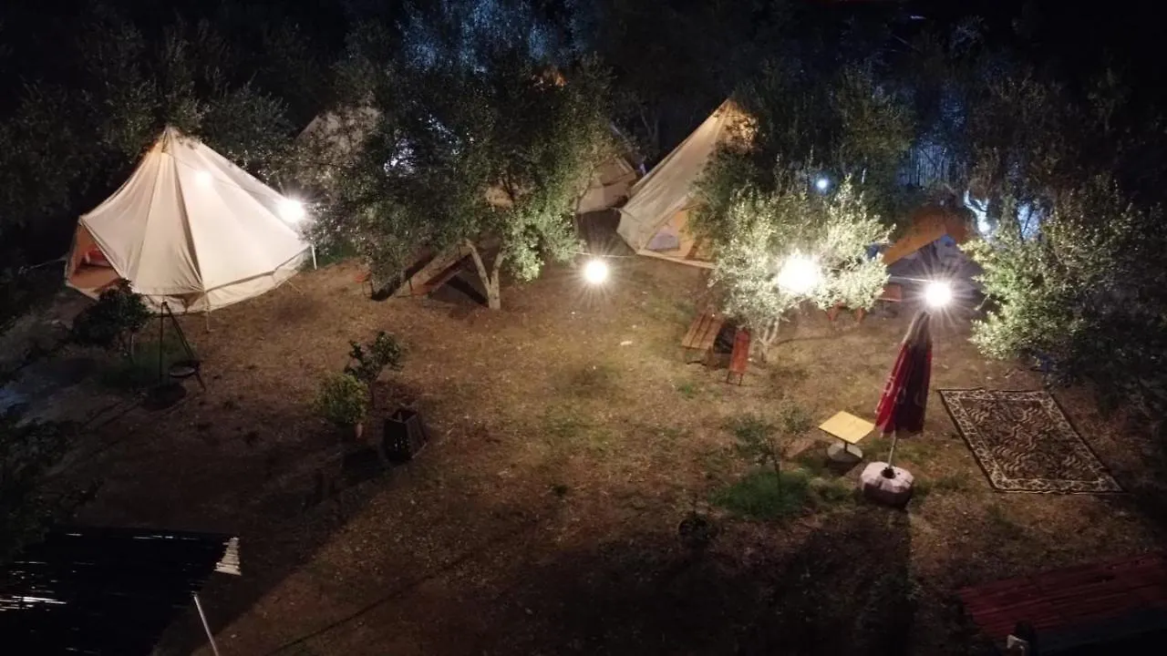 Garden Lake Camping Ksamil