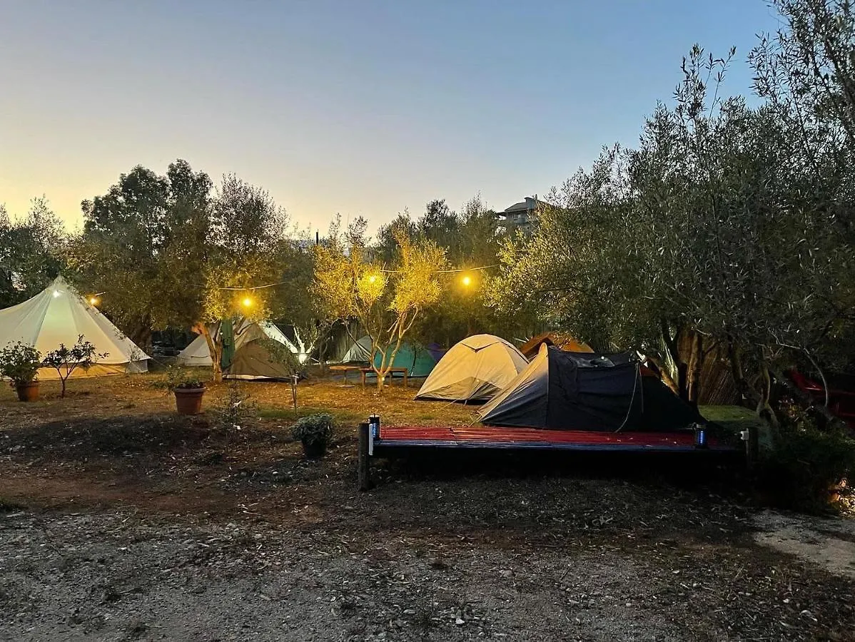 Garden Lake Camping Ksamil 0*,