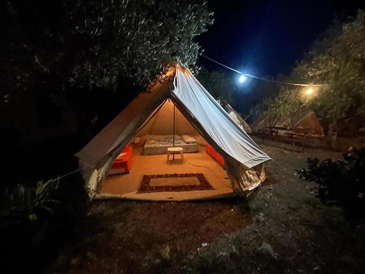 Garden Lake Camping Ksamil 0*,  Albania