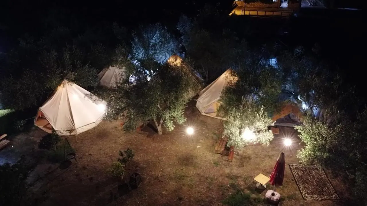 Garden Lake Camping Ksamil Luxury tent