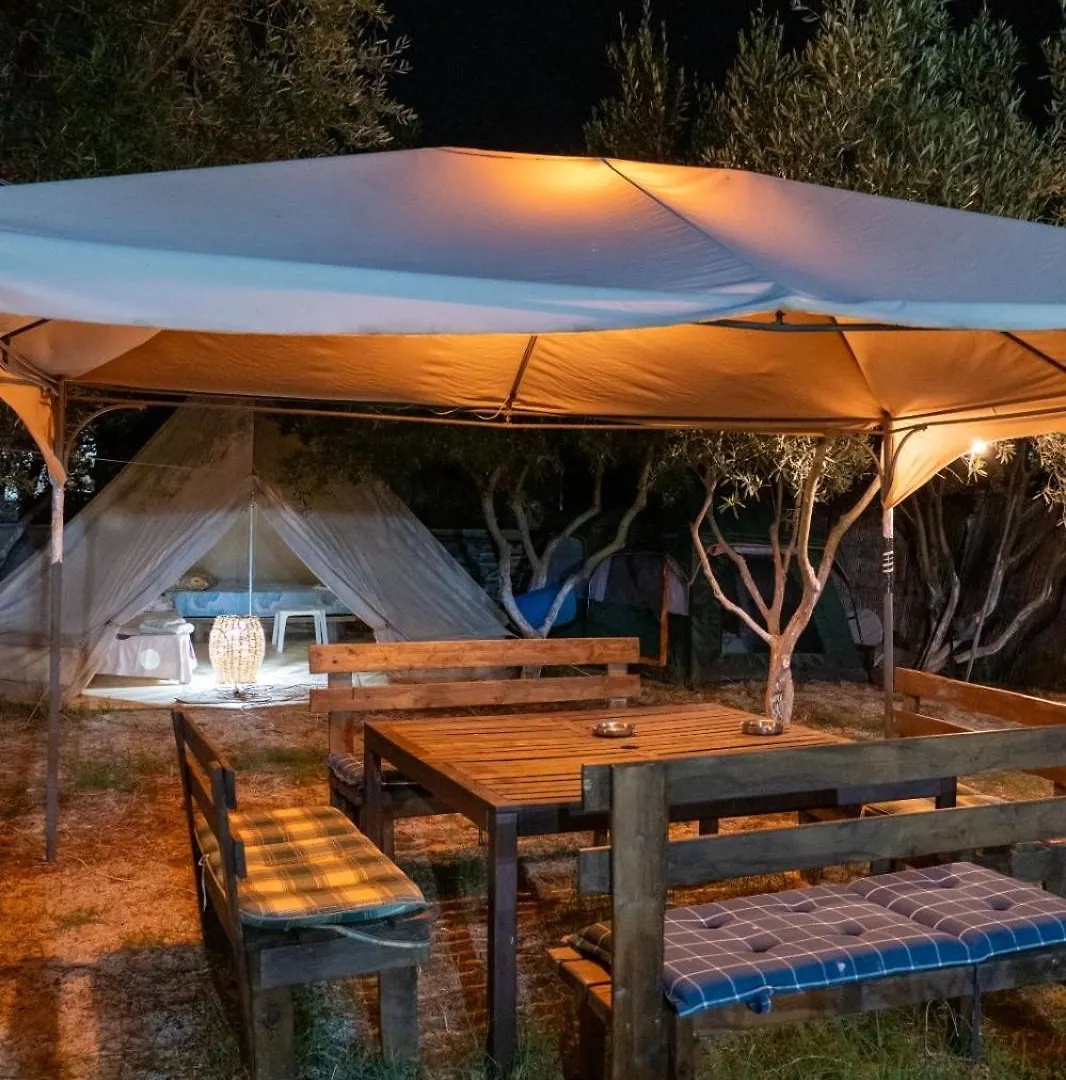 Garden Lake Camping Ksamil 0*,  Albania
