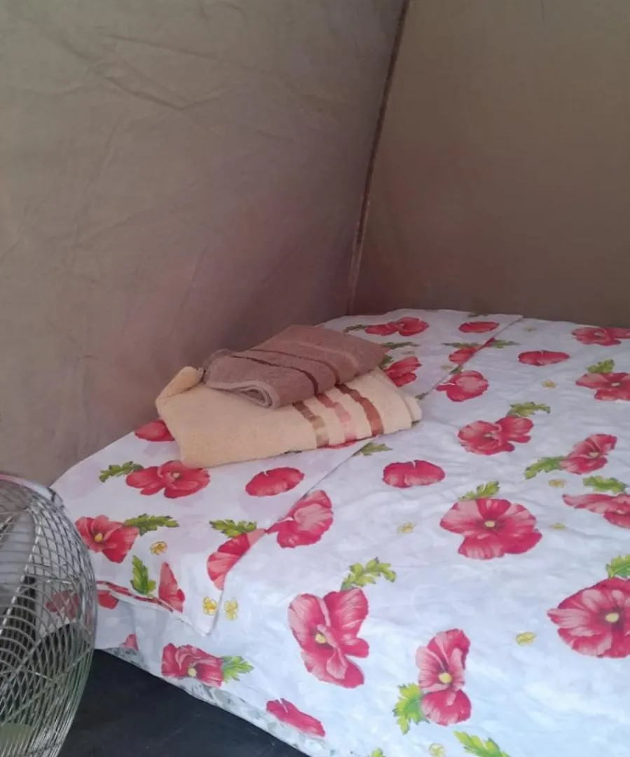 Garden Lake Camping Ksamil Luxury tent