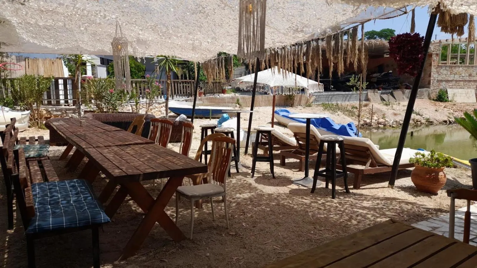 Glamping Garden Lake Camping Ksamil